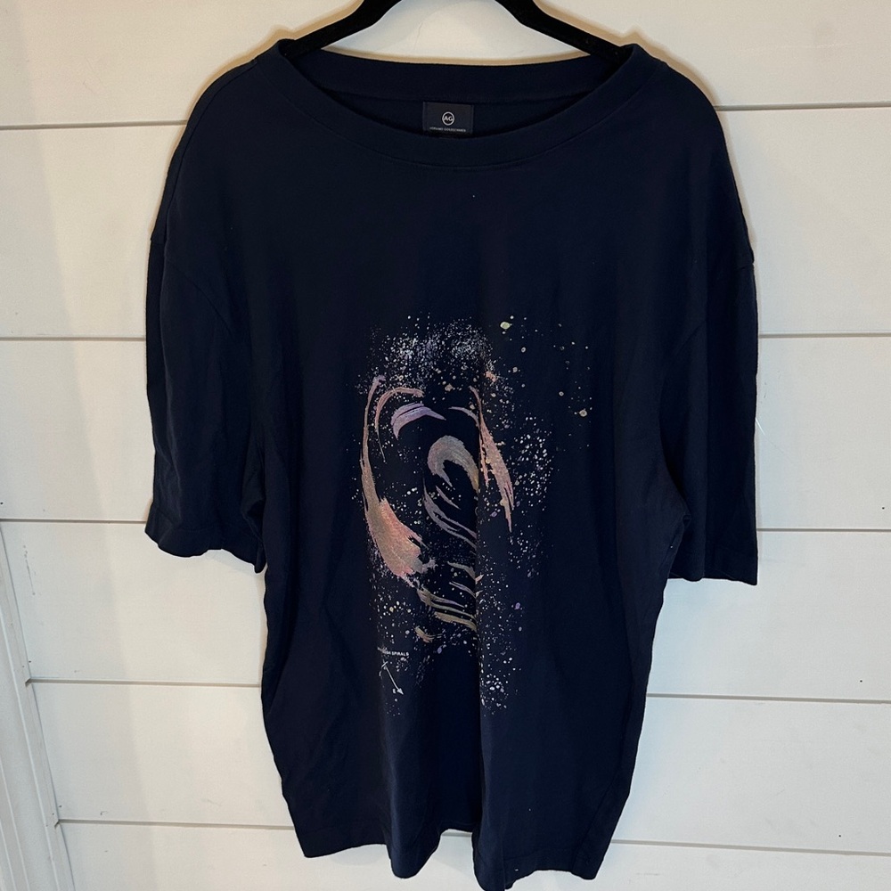 AG Adriano Goldschmied Navy Galaxy T-Shirt size M EUC‎